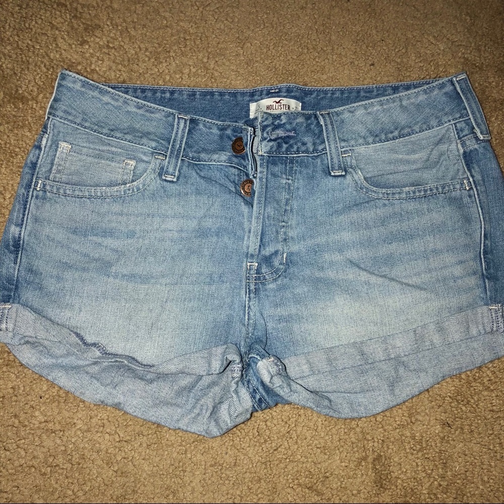 Hollister jean shorts